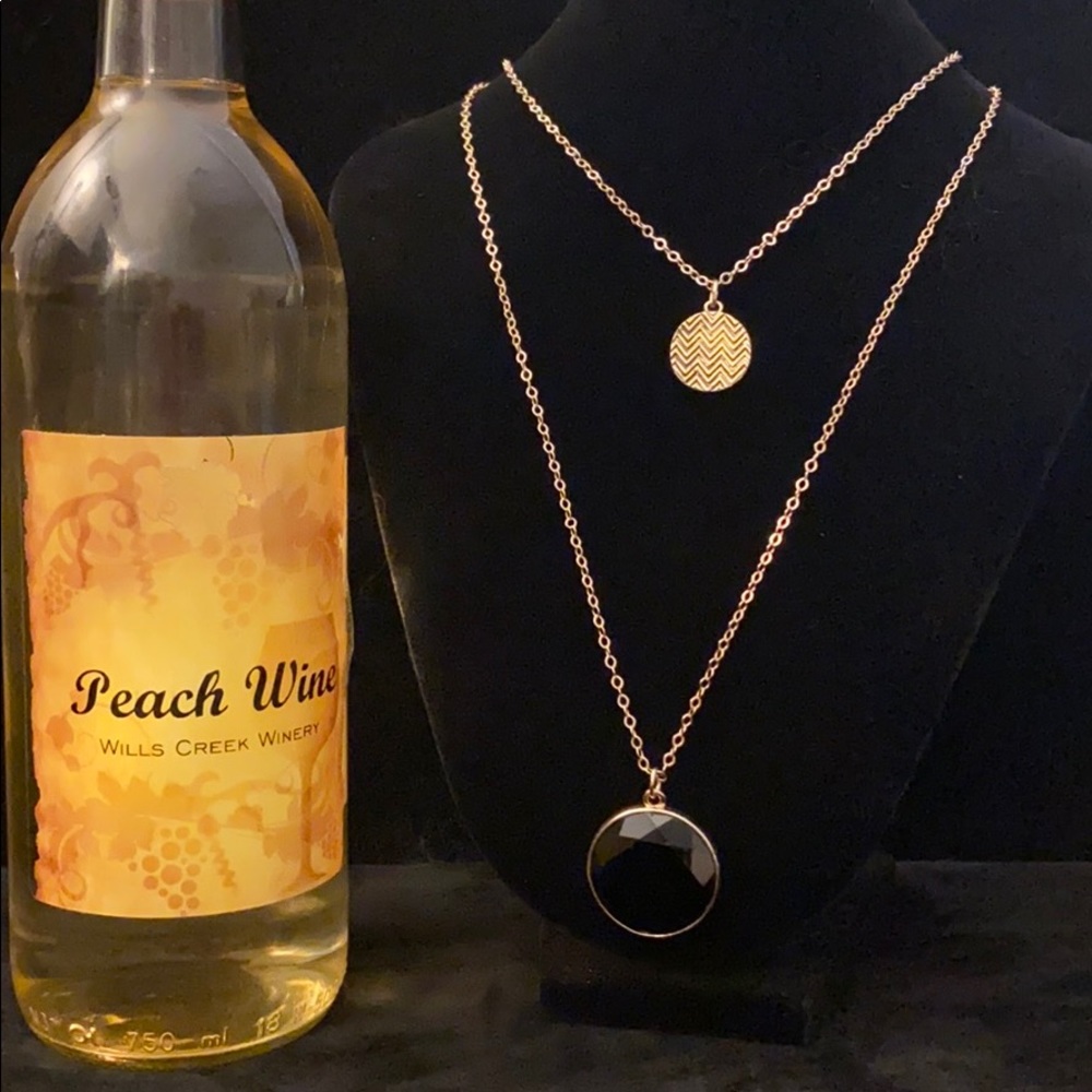 The Limited, gold  necklace